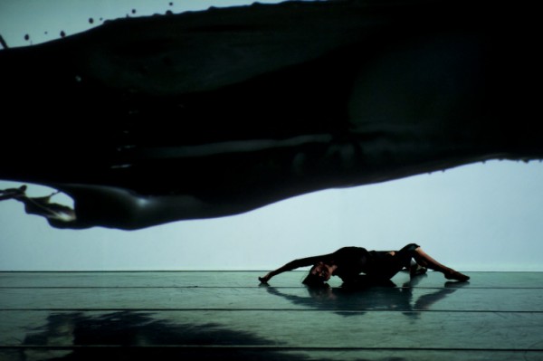 Jessica Lang Dance, "i.n.k." Photo by Takao Komanu