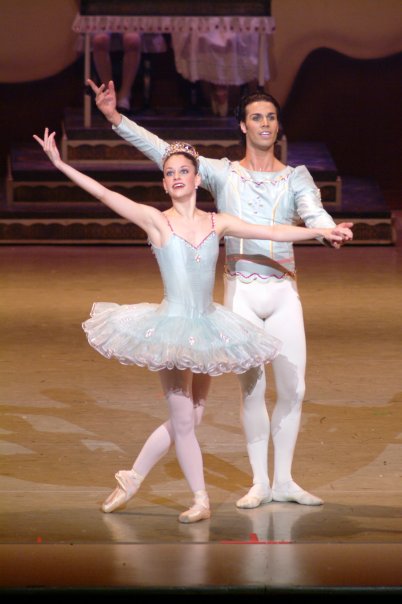 Jennifer Lauren as the Sugar Plum Fairy with Alabama Ballet.