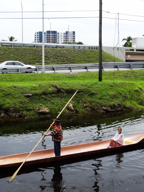 canoe and miami traffic