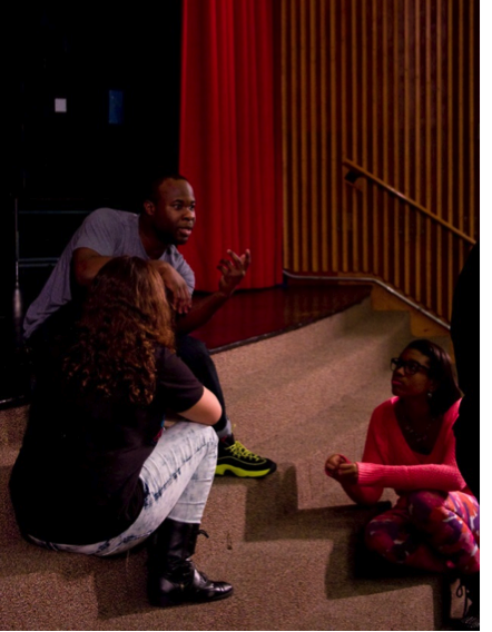 Actor Akeem Davis advises students on overcoming stage fright