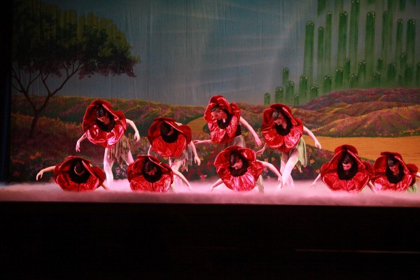 Land of the Poppies scene, "The Wizard of Oz," Ballet Theatre of Ohio.