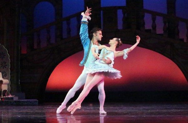 Brian Murphy and Jennifer Safonovs in "Nutcracker." Photo courtesy of Ballet Theatre of Ohio