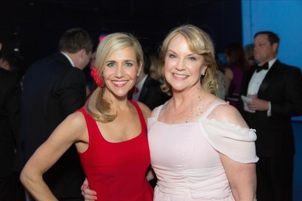 Judges’ Choice winner Dianne Chipps Bailey with People’s Choice Winner Cathy Bessant Photo by Jeff Cravotta