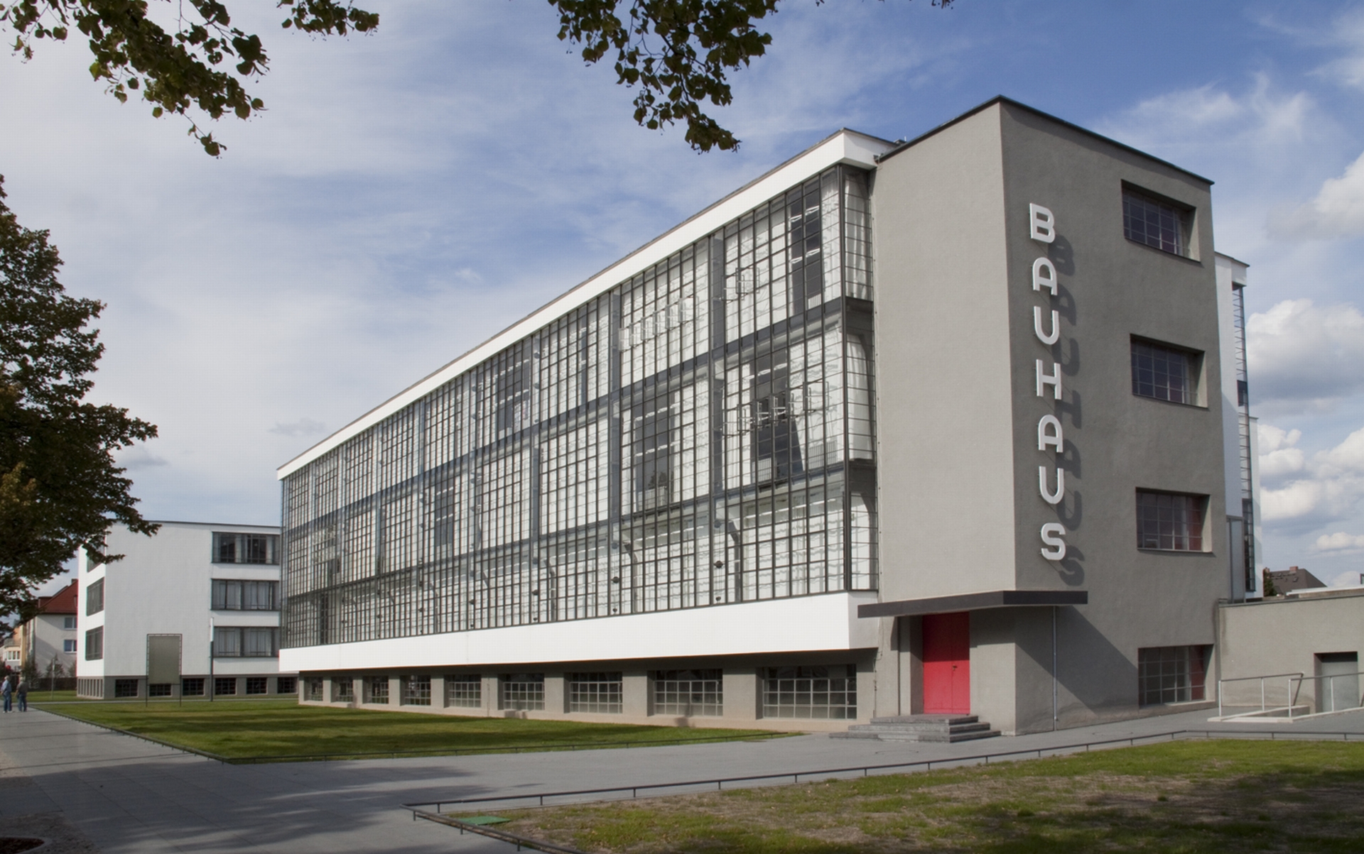 Bauhaus Image 2 